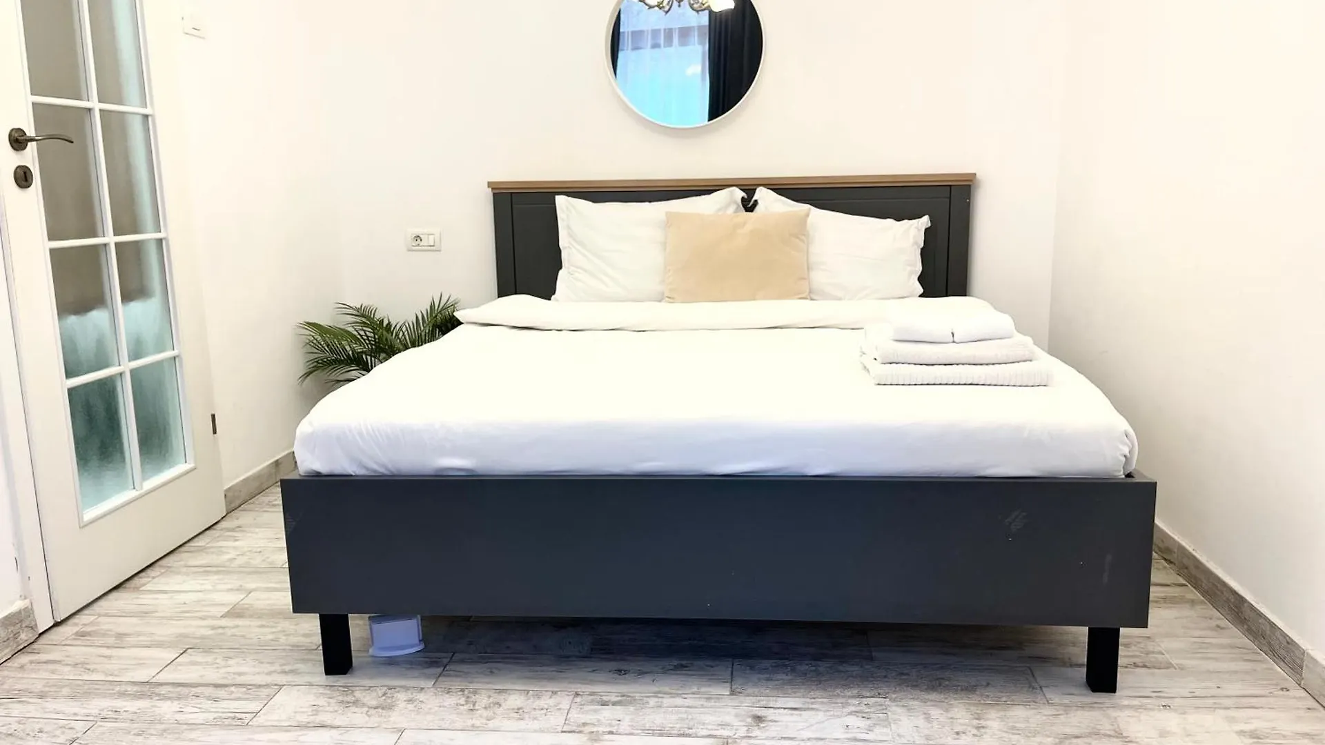 Point 0 Apartment Bucureşti
